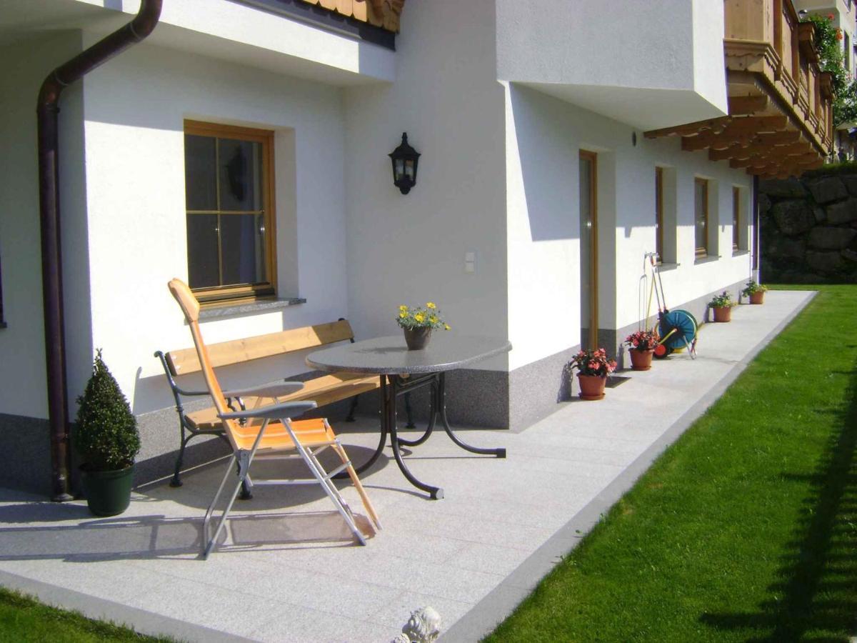 Apartment Zell Am Ziller 2 Exteriör bild